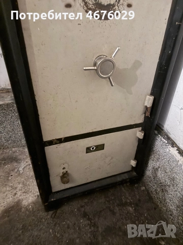 Каса сейф голям, снимка 5 - Друго търговско оборудване - 52771919
