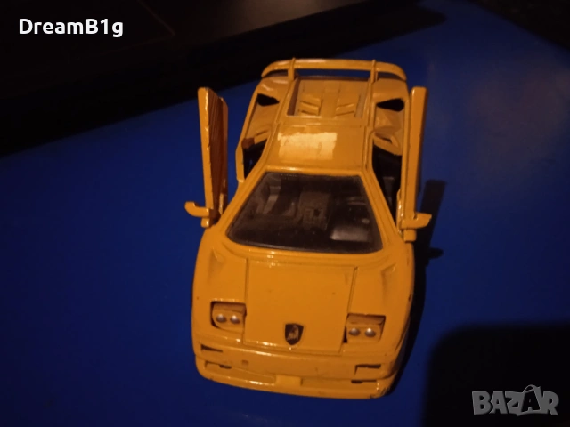 Метален модел Lamborghini Diablo 1/32 от 90-те vintage, снимка 5 - Колекции - 54336627