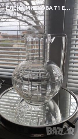 Голяма тежка гравирана кана от кристално стъкло