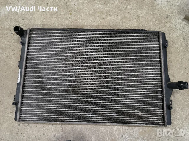 Воден радиатор за Голф 5 Ауди А3 VW Golf 5 Audi A3 8P 1K0121251N OEM