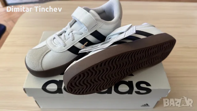 Оригинални Adidas No.33, снимка 2 - Детски маратонки - 56083744