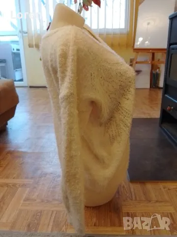 Подарявам бяла мека топла блузка, снимка 7 - Блузи с дълъг ръкав и пуловери - 48141599