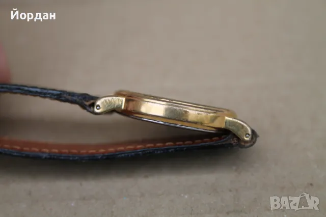 Швейцарски унисекс часовник ''Tissot'', снимка 3 - Други - 47990308