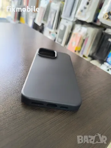 Apple iPhone 16 Pro Max Силиконов гръб/кейс, снимка 5 - Калъфи, кейсове - 49433655