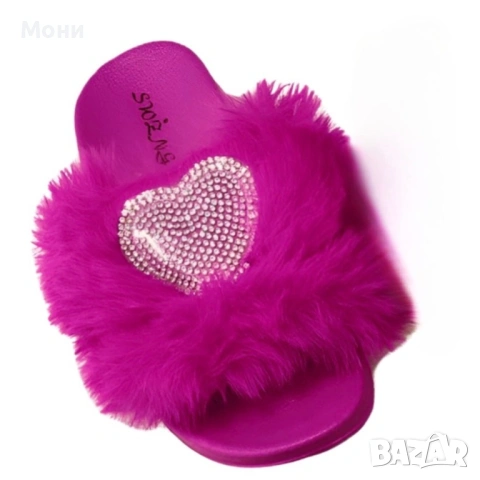 Детски пухести чехли с блестящ акцент Сърце от камъчета, снимка 3 - Детски джапанки - 53921373