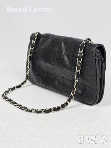 Елегантна черна чанта Chanel – Стил и Класа, снимка 3 - Чанти - 54330019