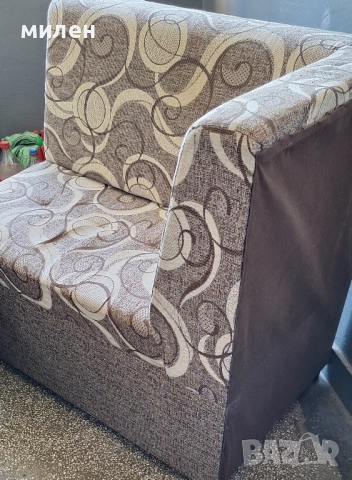 малко диванче, снимка 3 - Дивани и мека мебел - 52524728