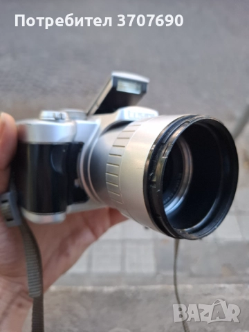 PANASONIC LUMIX FZ5 – ретро суперзуум с Leica оптика