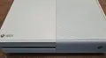 Продавам XBOX ONE 1540 - за части, снимка 3