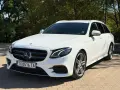 Mercedes-Benz E 220 AMG Optic, снимка 2