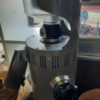 Професионална кафемелачка, снимка 2 - Кафе машини - 31989922