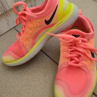 Продавам маратонки Nike, размер 36.5, снимка 2 - Маратонки - 38052797