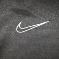 NIKE DRI - FIT (XL) 158-170 (13-15 год.) детска горница , снимка 3 - Детски якета и елеци - 31483968