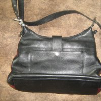 дамска чанта от естествена кожа-червено и черно, снимка 2 - Чанти - 36685388