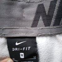 Nike dri-fit , снимка 2 - Детски анцузи и суичери - 37536722