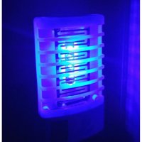 Нощна лампа против комари LED сензор Електронен капан за комари, снимка 1 - Лед осветление - 44264943