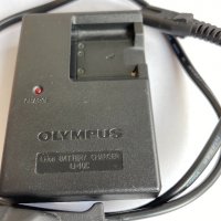 Olympus CL-40c зарядно, снимка 2 - Фотоапарати - 30703877