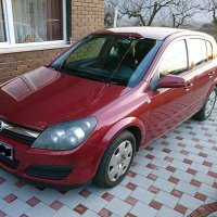 врати за Opel Astra H/Опел Астра Х, снимка 1 - Части - 38593697