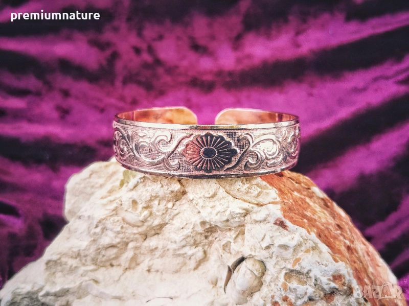 ○ Медна гривна ○, снимка 1