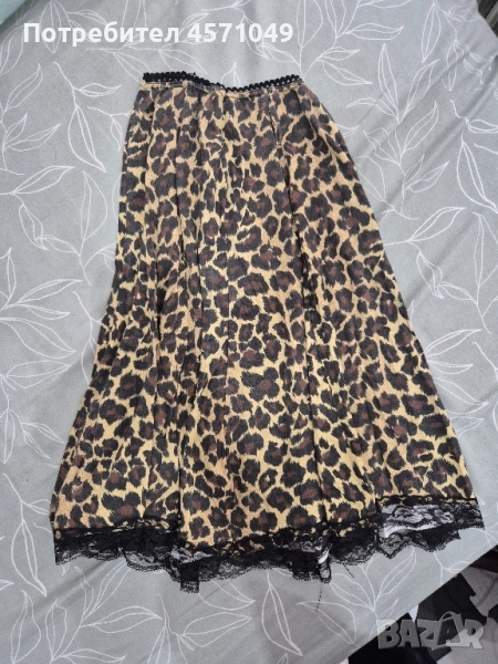 Дамска пола S, снимка 1