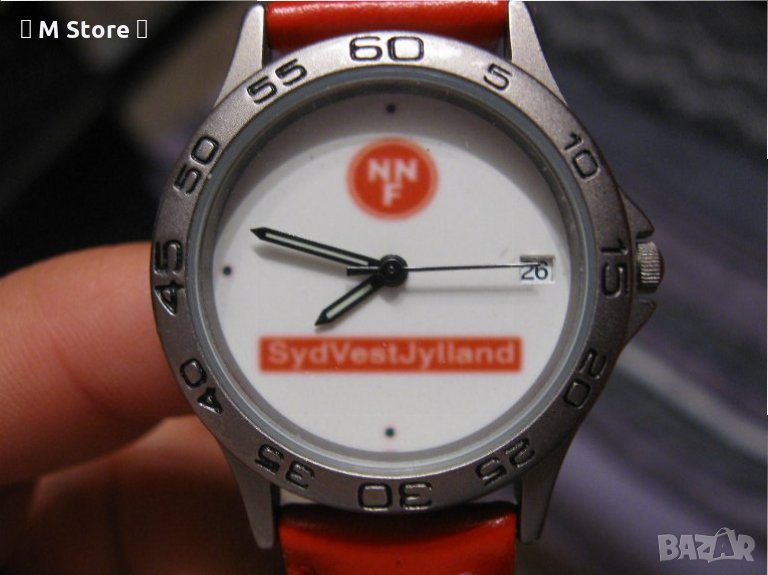 WMC watches 8865 дамски часовник с червена верижка, снимка 1