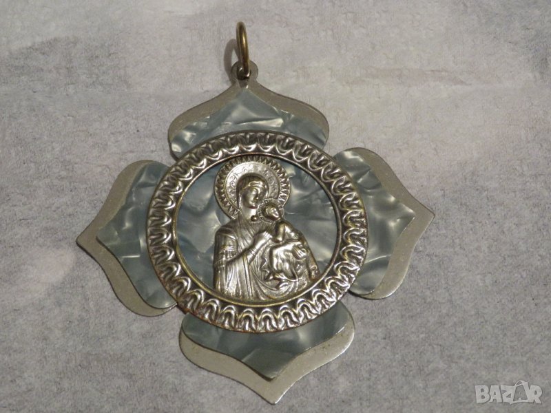 Стариннен нагръден знак Дева Мария, Богородица с младенеца с седеф - внос Израел, Йерусалим , снимка 1