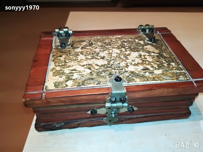 КУТИЯ КНИГА С МЕТАЛЕН ОБКОВ-ВНОС ФРАНЦИЯ 3004231032, снимка 1