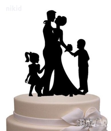 Семейство с момиченце и момче сватбен пластмасов топер украса табела за торта, снимка 1