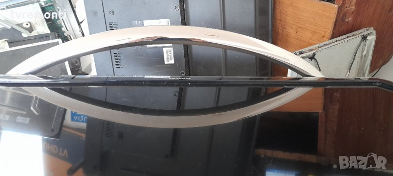 Стойкa за телевизор SAMSUNG модел UE32F4510A, снимка 1