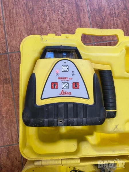 Лазерен нивел LEICA RUGBY 100. Пълен комплект зарядно и лазерна рулетка, снимка 1