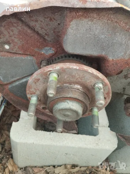 Mazda premacy задна лагер главина , снимка 1