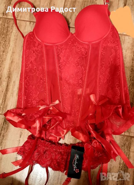 Дамски корсет М размер. Цвят червен!, снимка 1