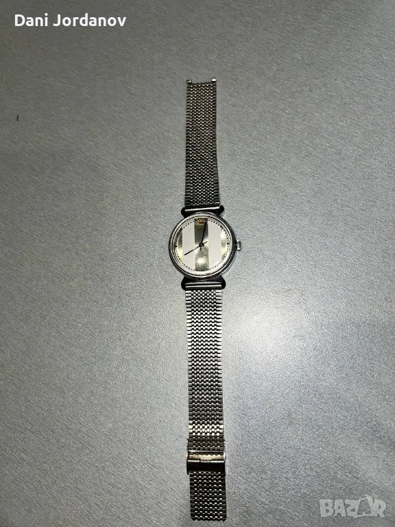 Часовник Победа, снимка 1