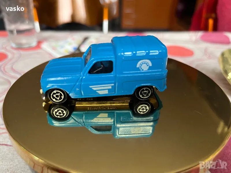 Френски Мажорет Рено 4L, снимка 1