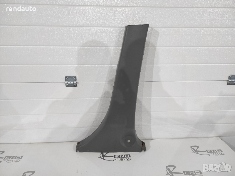 Дясна кора колона Toyota Avensis Verso 2001-2009 62413-44040, снимка 1