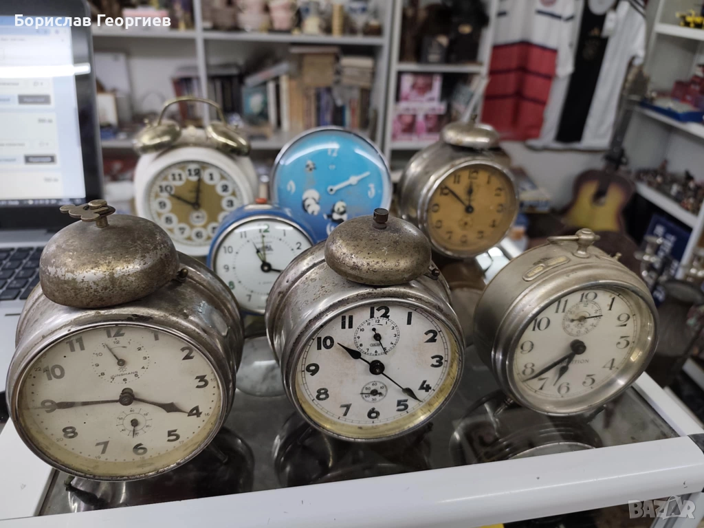 Лот Стар механичен часовник будилник Junghans kienzle haller 8 броя, снимка 1