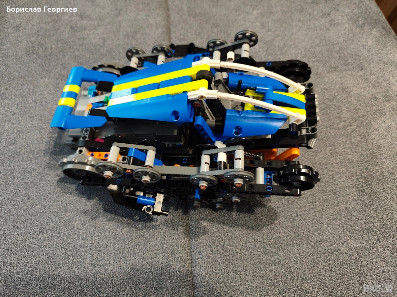 Лего 42140 Lego Technic App Controlled Transformation Vehicle, снимка 1