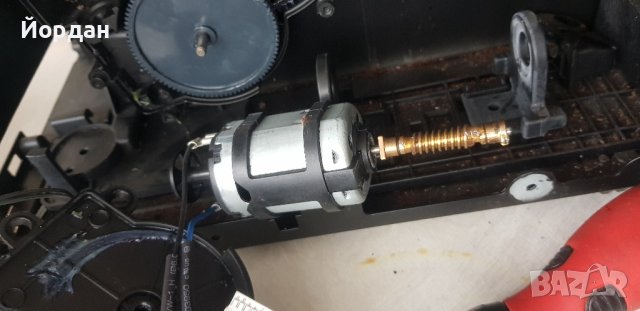 Мотор редуктор + зъбни колела за Saeco GranBaristo! , снимка 2 - Кафемашини - 42849546