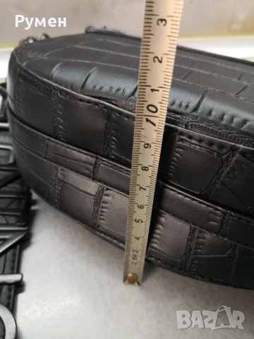 Valentino Bags черна чанта, снимка 10 - Чанти - 51059974