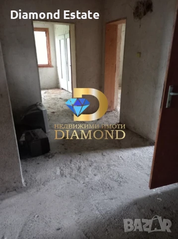 Триетажна къща в село Татарево общ. Първомай, снимка 10 - Къщи - 50778826