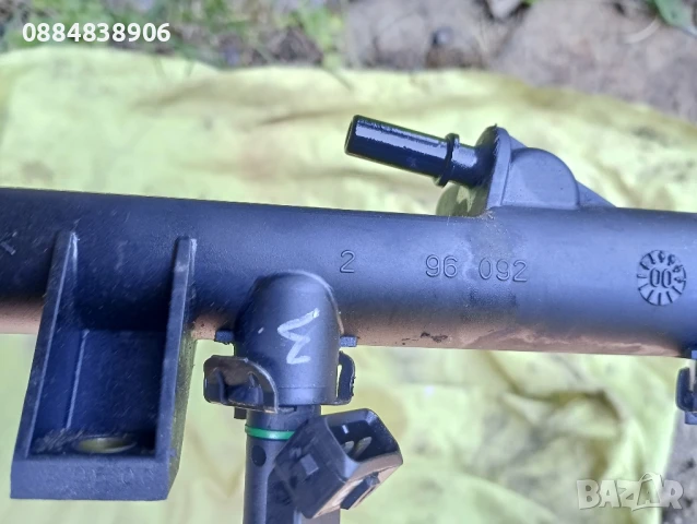 Горивна рейка с дюзите на нея за Citroen Xsara Picasso (N68) 1.8 16V (115 Hp) Ксара пикасо бензин., снимка 8 - Части - 47738820