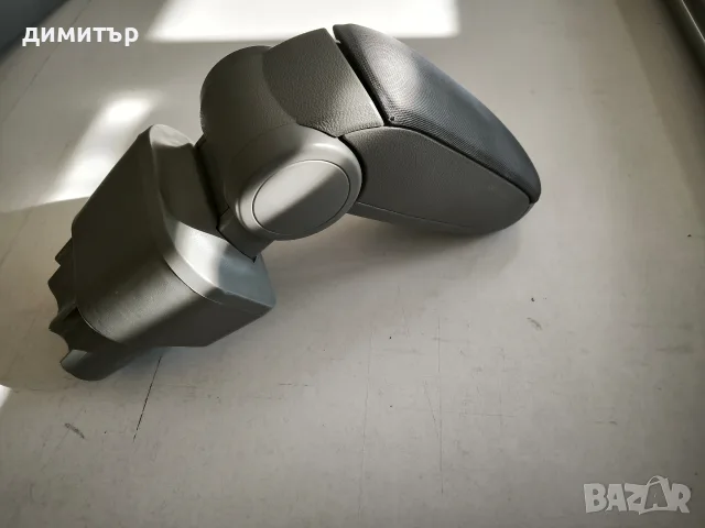 подлакътник за vw, снимка 3 - Аксесоари и консумативи - 56208361