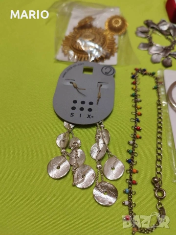 Продавам бижута и ключодържател., снимка 5 - Бижутерийни комплекти - 49727739