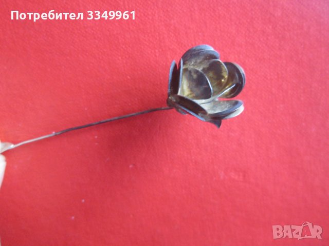 Страхотна сребърна роза 