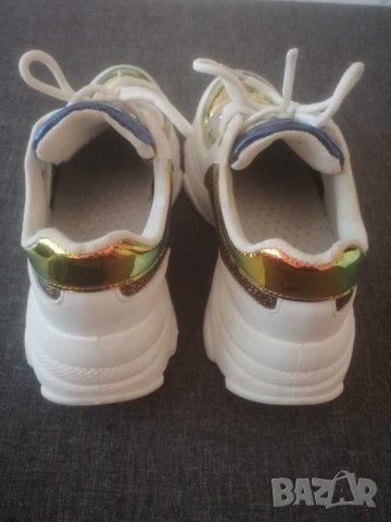 Дамски маратонки. , снимка 5 - Маратонки - 30631247