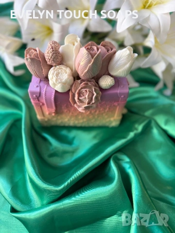 Луксозни подаръчни букети със сапунени цветя , снимка 4 - Подаръци за жени - 54231039