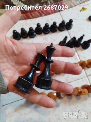 7 см цар. стари фигури за шах 32 броя, дърво, снимка 3 - Шах и табла - 34369387