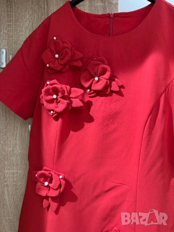 Дамска рокля с 3Д цветя , снимка 2 - Рокли - 52935145