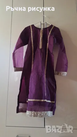 Традиционна индийска курта (kurta) в наситен лилав/винен цвят с елегантни златни акценти., снимка 4 - Корсети, бюстиета, топове - 56153379