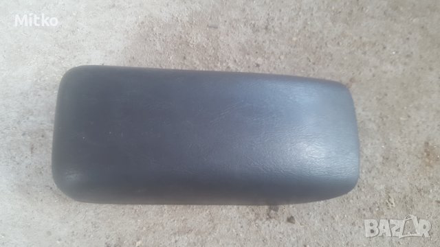 Подлакътник - Капак За Тойота Карина 1995г / Toyota Carina 1995y, снимка 2 - Части - 42061306